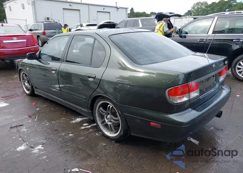 1999 Infiniti G20 Standard/Touring z USA, uszkodzony, nr VIN JNKCP11A9XT002407